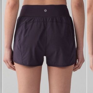 LULULEMON Lean in short